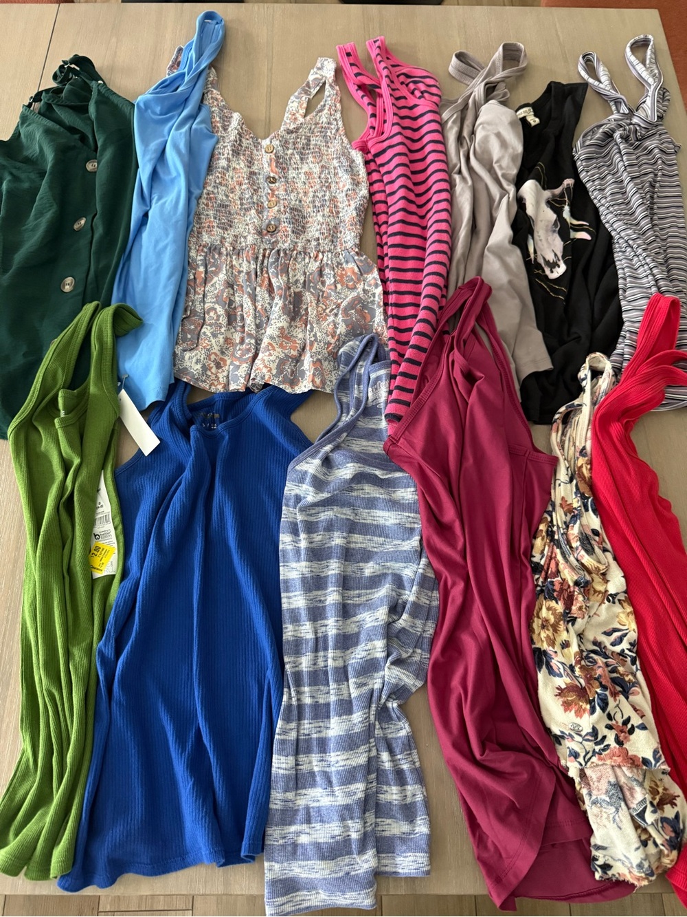 Juniors tank shirt lot